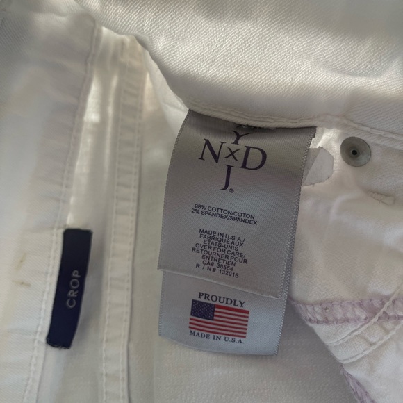 NYDJ White Crop Lift Tuck Technology Rhinestone Cuffed - Picture 5 of 7